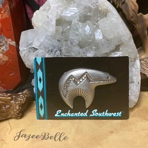 🐻 Native American pewter bear pin